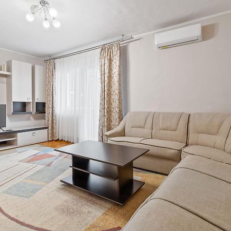 Apartament Helena Oradea Eksteriør bilde