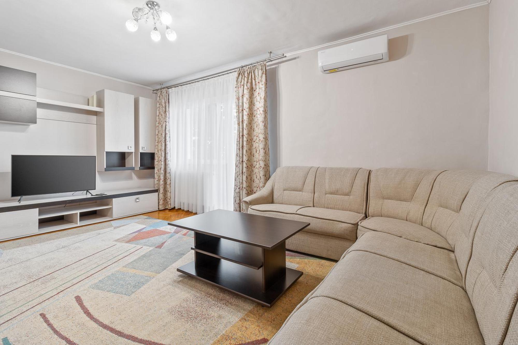 Apartament Helena Oradea Eksteriør bilde