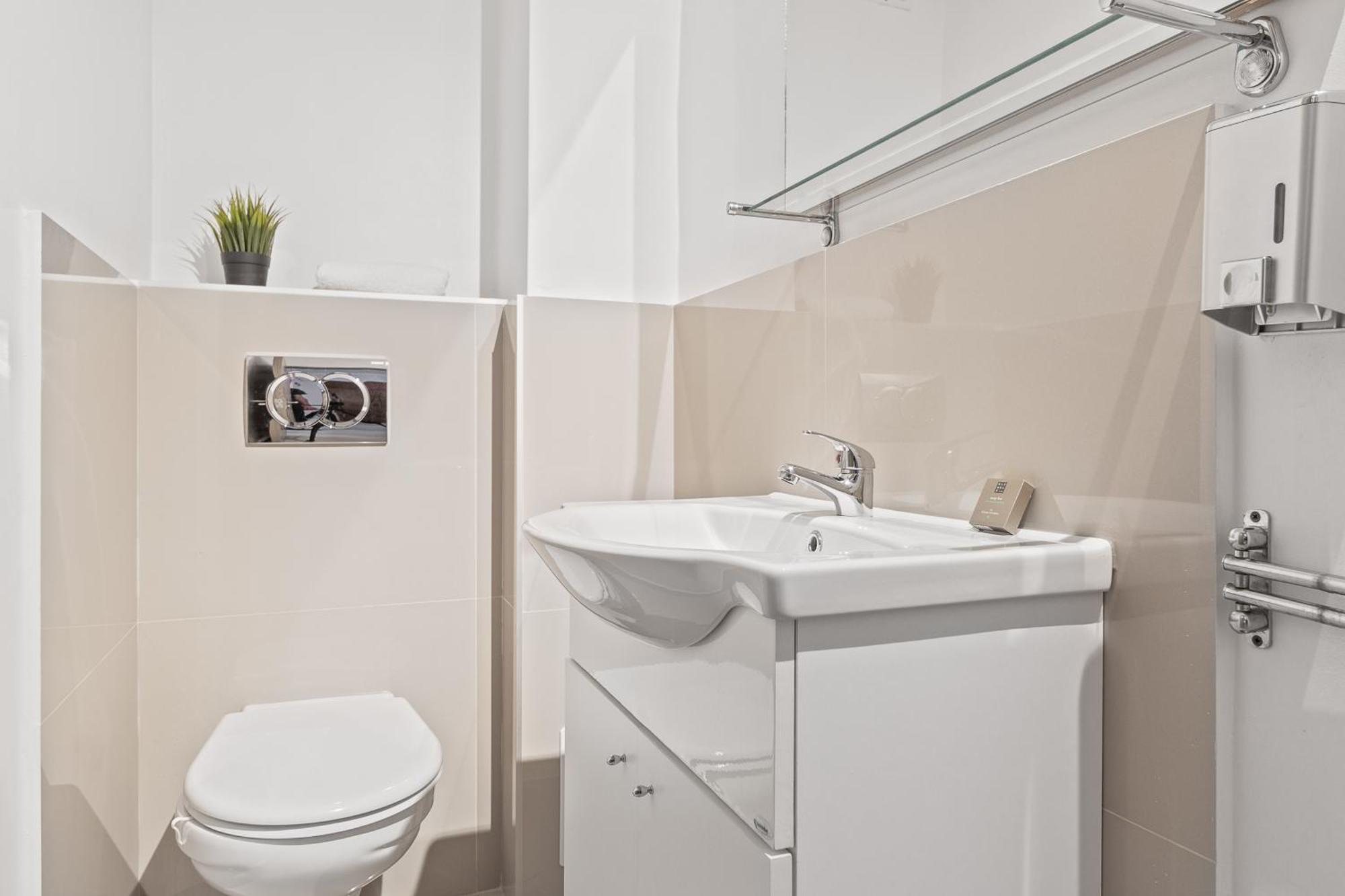 Apartament Helena Oradea Eksteriør bilde